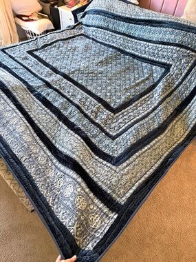 The Company Store Navy Boho Velvet Border Queen King Cotton Blend Quilt Comfort